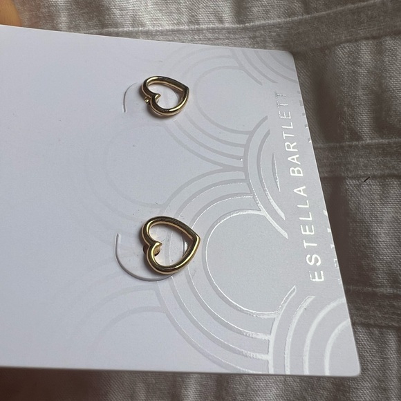 Earrings, ESTELLA BARTLETT heart earrings, new with tag, - Picture 4 of 4